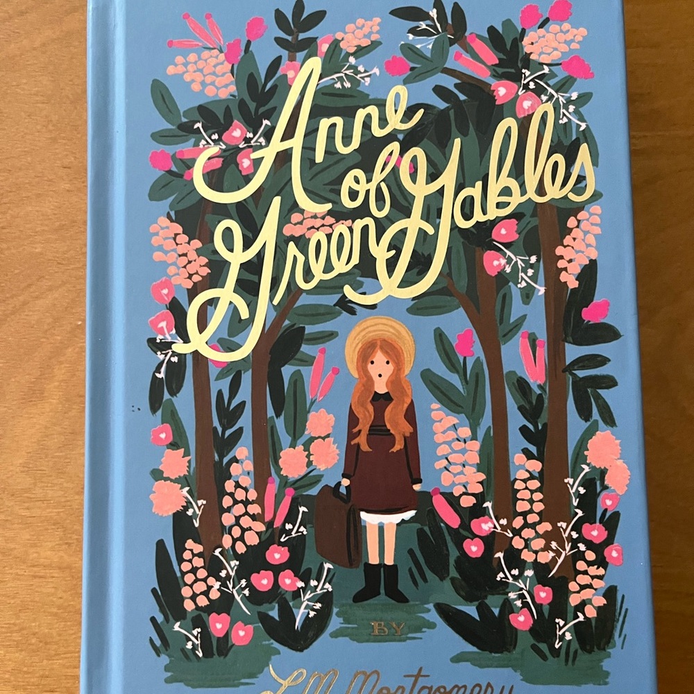 Anne of Green Gables Illustrated Book